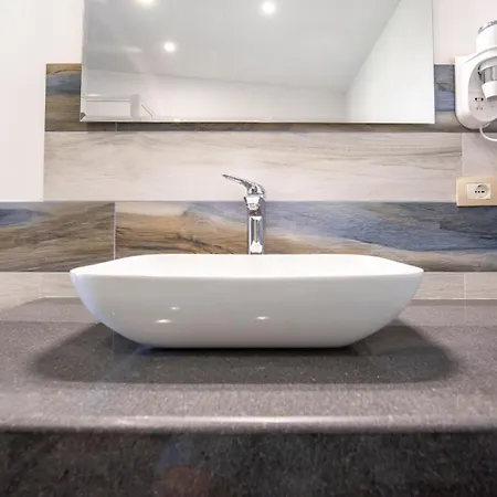 Апартаменты Del Papiro Charme *