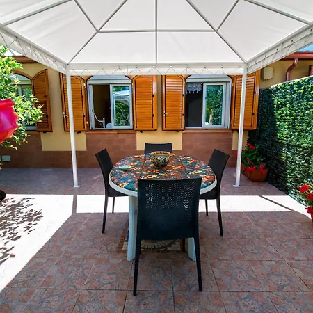 Del Papiro Charme Апартаменты *